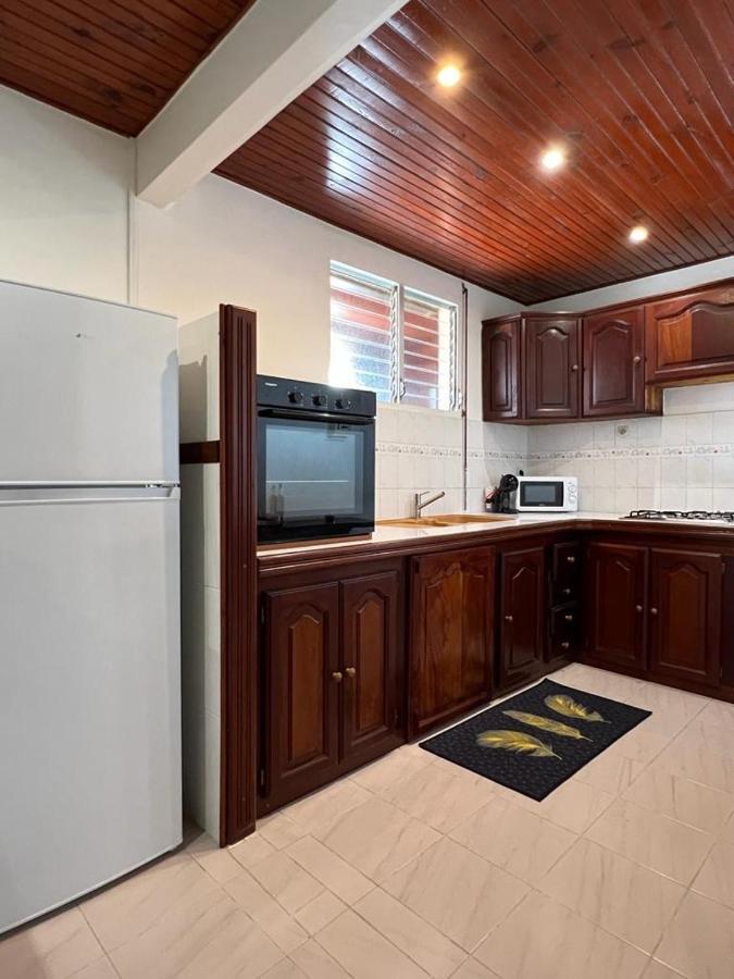 Poseidon Villa Льо Ламентин Екстериор снимка